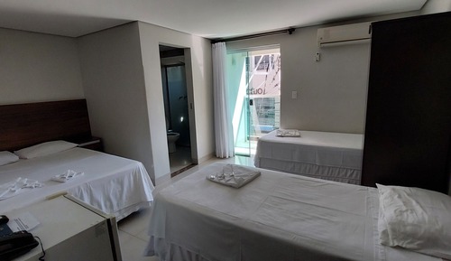Habitación cuádruple estándar
