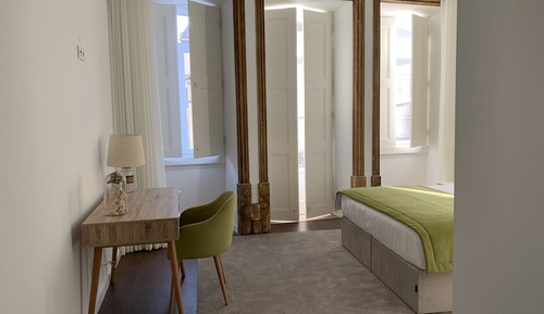 Habitación Confort con 1 cama doble o 2 individuales