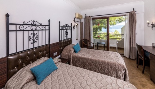 Habitación estándar con 2 camas individuales