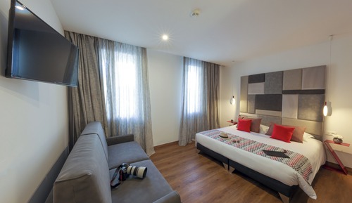 Habitación cuádruple estándar