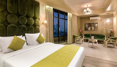 Habitación Premium (2 way Airport Transfers & Cocktail)