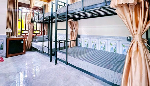 Dormitorio compartido panorámico
