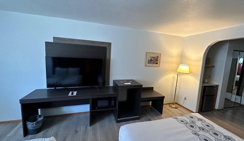 Habitación Confort con 1 cama doble o 2 individuales