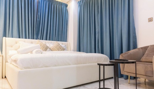 Estudio Grand, 1 cama de matrimonio