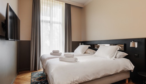 Habitación estándar con 1 cama doble o 2 individuales