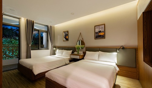 Habitación básica con 2 camas individuales