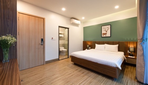 Habitación básica, 1 cama de matrimonio grande