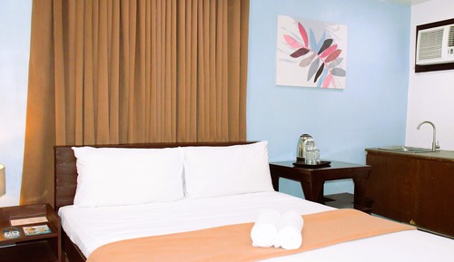 Habitación básica doble, 1 cama doble, no fumadores, vistas a la ciudad