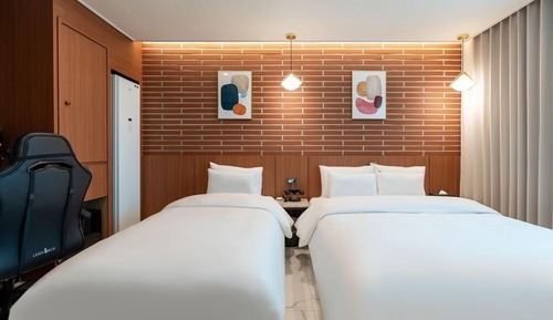 Suite Twin