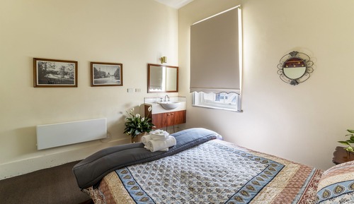 Habitación con 2 camas individuales