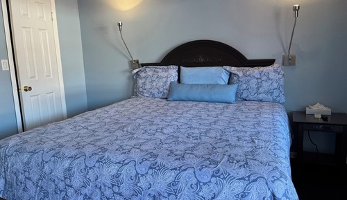 Habitación básica, 1 cama de matrimonio grande