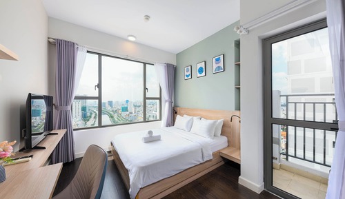 Apartamento familiar, 3 habitaciones, balcón, vistas al río