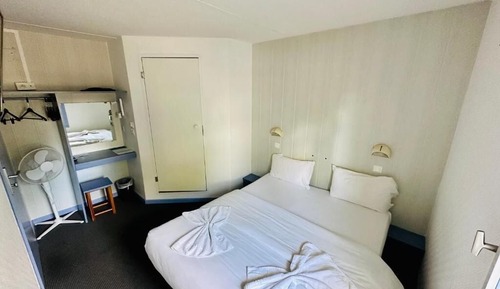 Habitación básica, 2 camas individuales