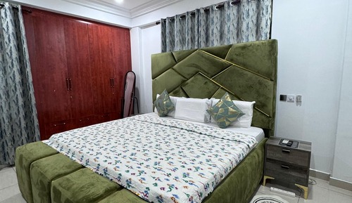 Habitación individual estándar, 1 cama doble, no fumadores, vistas a la piscina