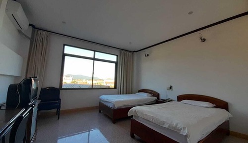 Habitación estándar con 2 camas individuales