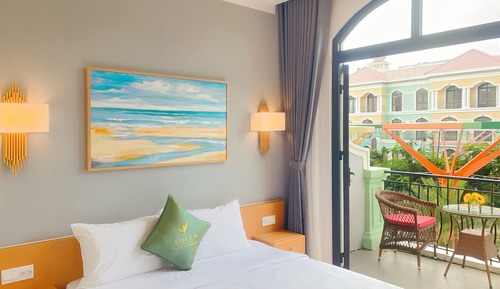 Habitación doble superior, 1 cama de matrimonio, balcón, vistas a la ciudad