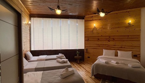 Habitación Grand, varias camas, no fumadores, vistas a la montaña