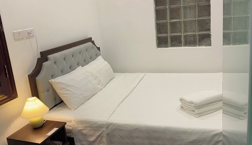 Habitación doble superior, sin ventanas