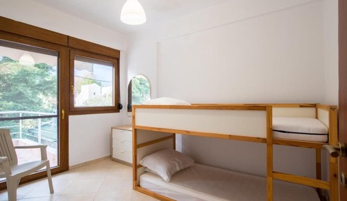 Casa, 4 habitaciones, balcón