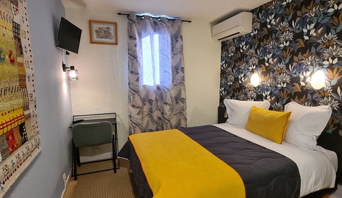 Habitación clásica con 2 camas individuales