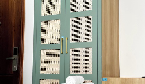 Habitación básica con 1 cama doble o 2 individuales