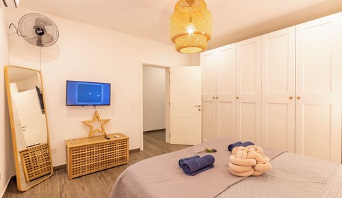 Apartamento familiar, 3 habitaciones, 2 baños (Modern Beautiful Pool And Sea Apt)