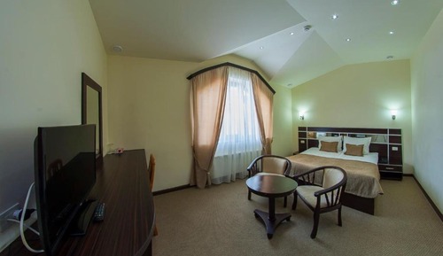 Habitación estándar con 1 cama doble o 2 individuales