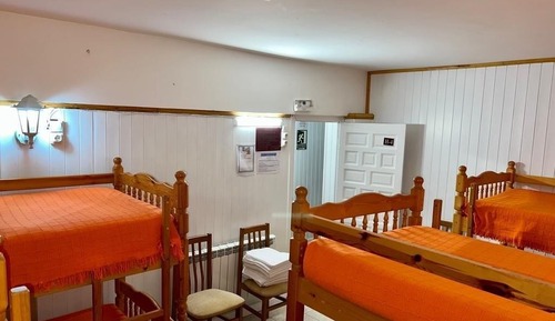 Habitación, baño compartido (8 pax)