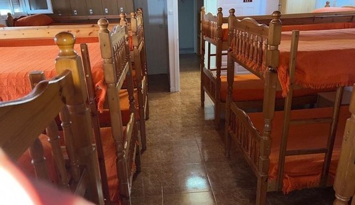 Habitación, baño compartido (14 pax)
