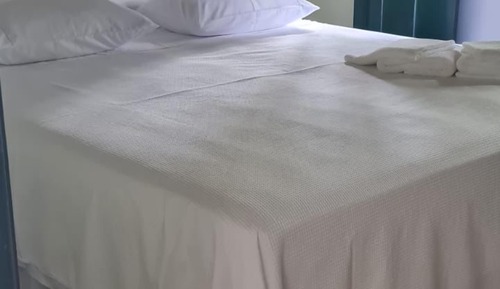 Habitación estándar con 1 cama doble o 2 individuales