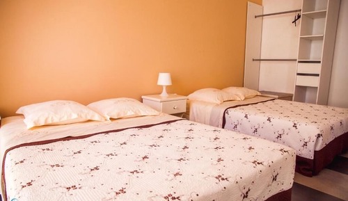 Habitación cuádruple básica, 2 camas dobles, fumadores