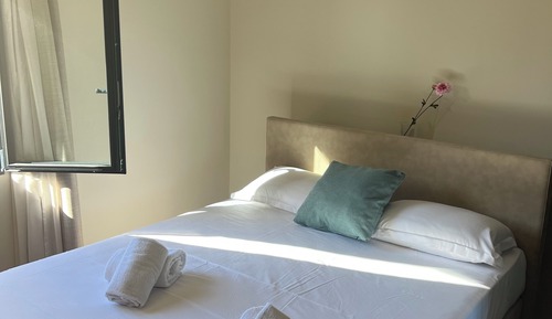 Apartamento, 2 habitaciones, terraza, vistas al jardín