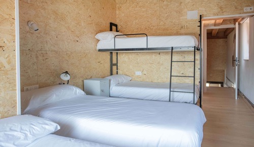 Habitación estándar con 1 cama doble o 2 individuales