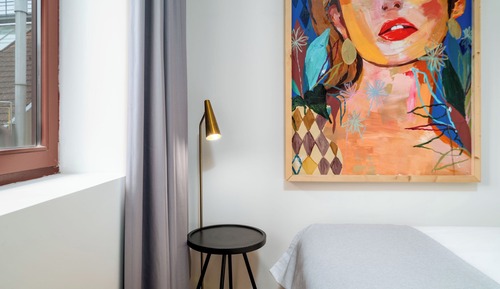 Economy Queen Room