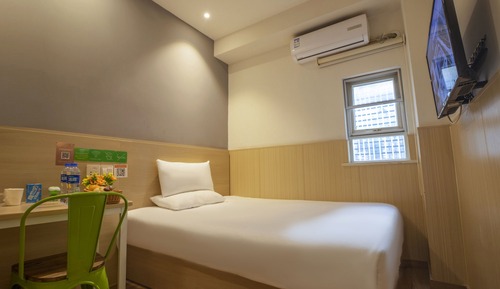 Superior Single Room, 1 Queen Bed, Non Smoking, Annex Building