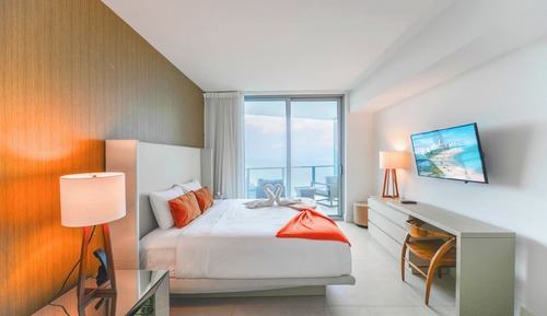 Apartamento de lujo, 2 habitaciones, vistas al mar