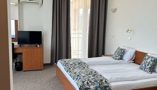 Habitación económica con 1 cama doble o 2 individuales