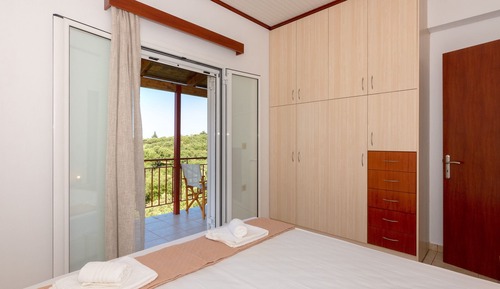 Apartamento, 2 habitaciones, balcón