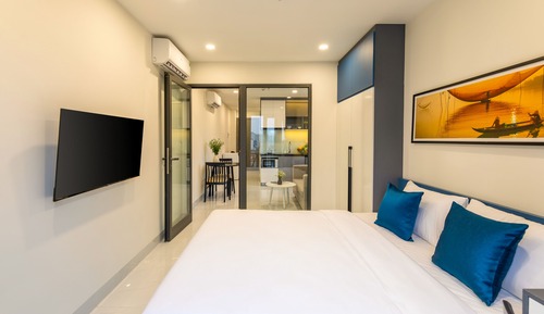 Apartamento de lujo, 1 habitación, balcón, vistas a la ciudad
