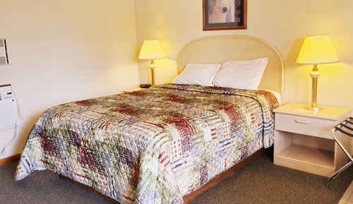 Habitación Signature, 1 cama de matrimonio grande, acceso a la piscina (Pet Friendly)