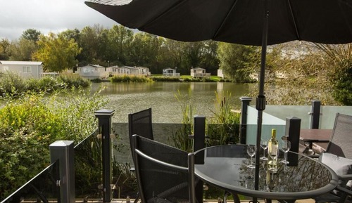 Casa móvil Deluxe, baño privado, vistas al lago