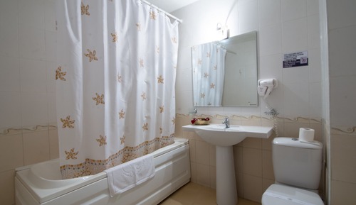 Habitación estándar con 2 camas individuales