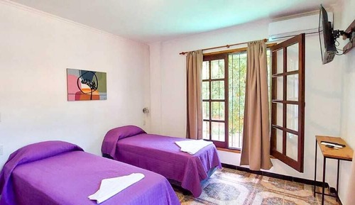 Habitación estándar con 2 camas individuales