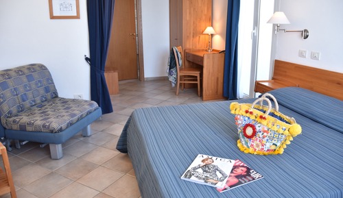 Habitación superior, vistas al mar