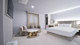 Premier Room