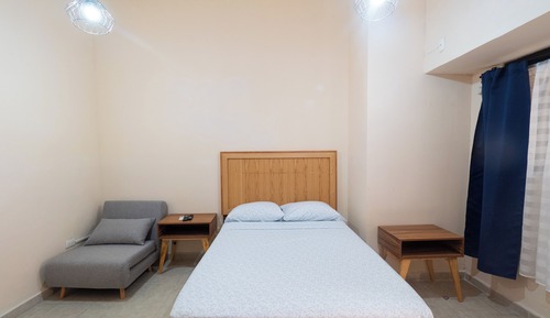 Habitación básica doble, no fumadores, frigorífico (Vista Interior)