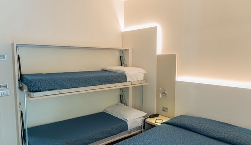 Habitación Confort, varias camas