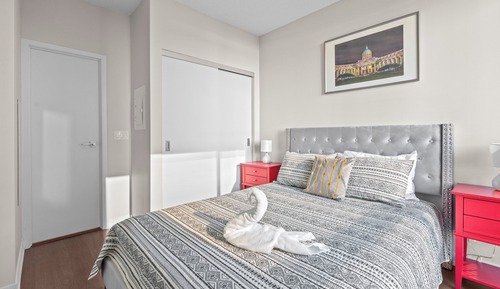 Apartamento de diseño, 2 habitaciones, acceso a la piscina, vistas al parque
