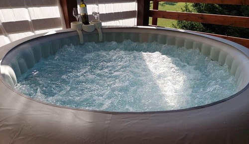 Estudio Deluxe, bañera de hidromasaje