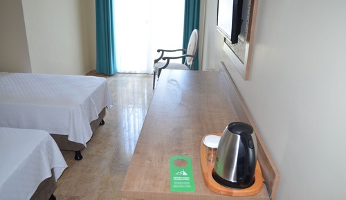 Habitación estándar con 1 cama doble o 2 individuales
